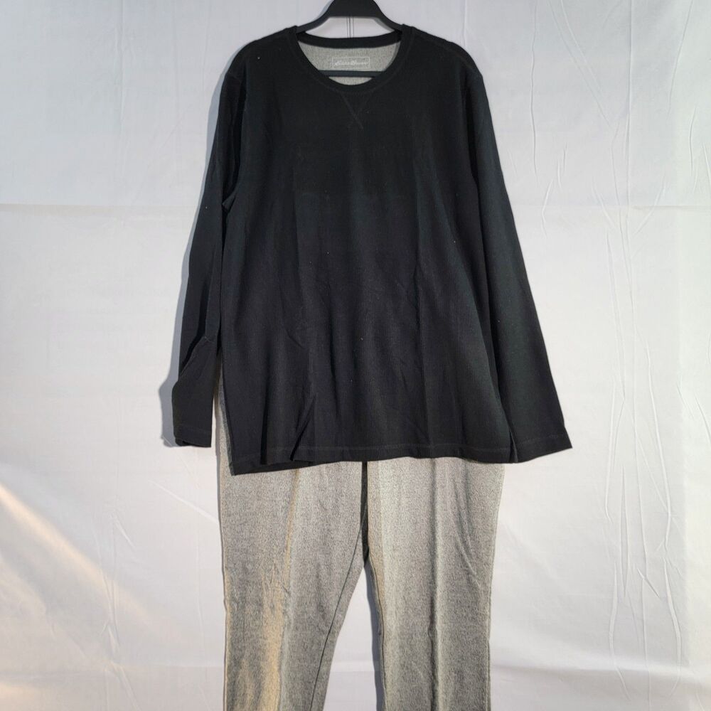 Eddie Bauer Sleepwear Pair in Black Long sleeve and Gray Pajama Men’s Size Large